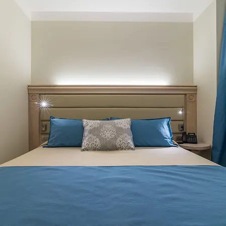 Hotel L'ambasciata De Charme 3*