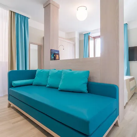 Отель L'Ambasciata Hotel De Charme 3*