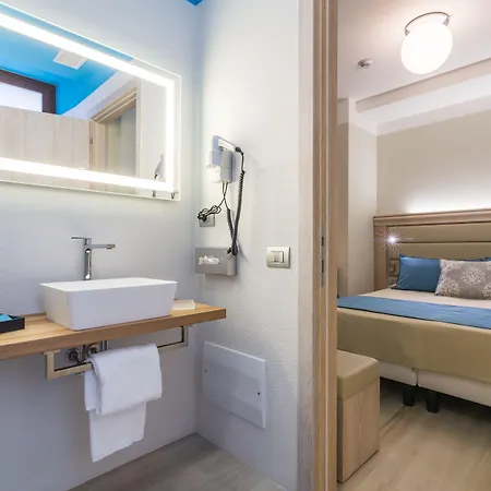 L'Ambasciata Hotel De Charme Отель Кальяри